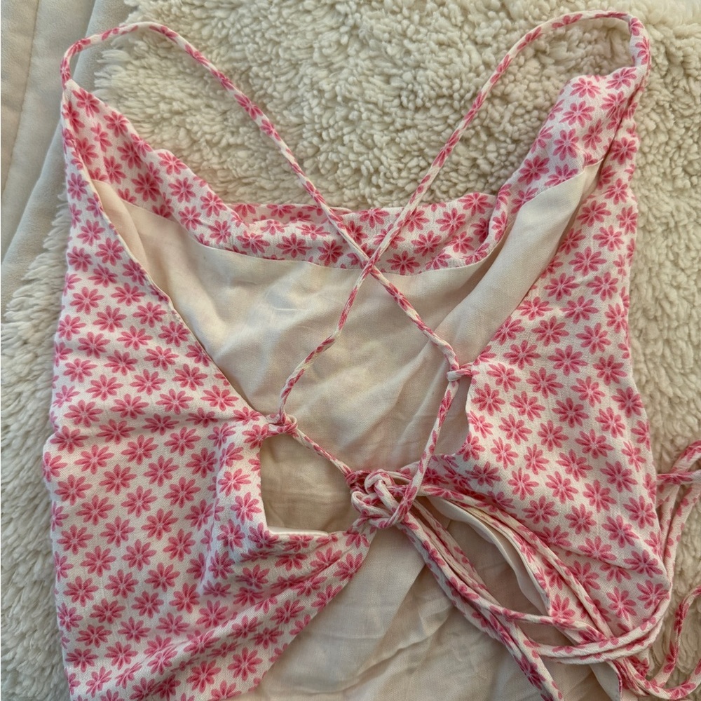 Pink Floral Patterned Top - Picture 2 of 3